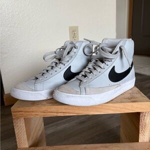 NIKE Gray Blazer’s